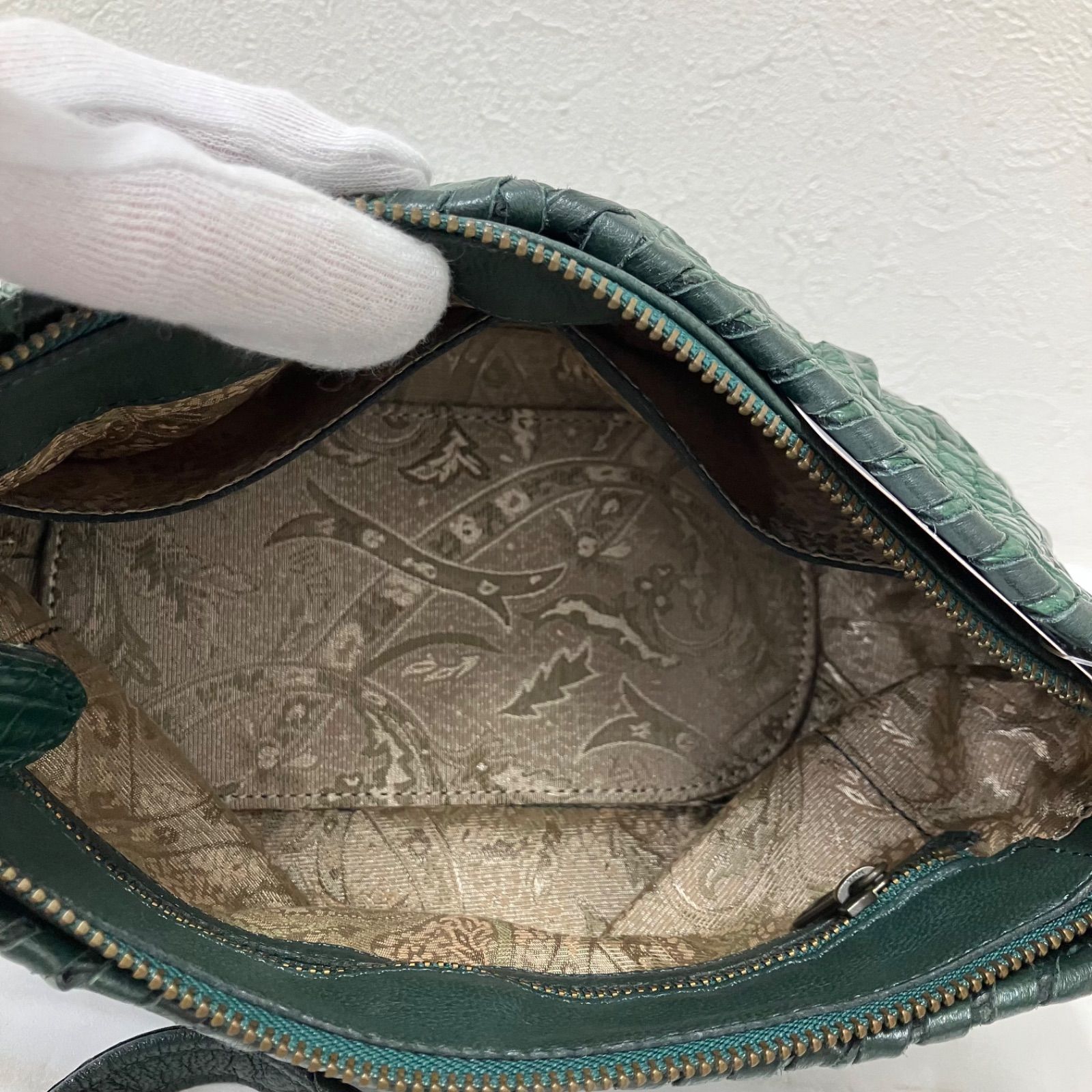 4930 【美品】 IBIZA イビサ イビザ ショルダーバッグ グリーン レザー