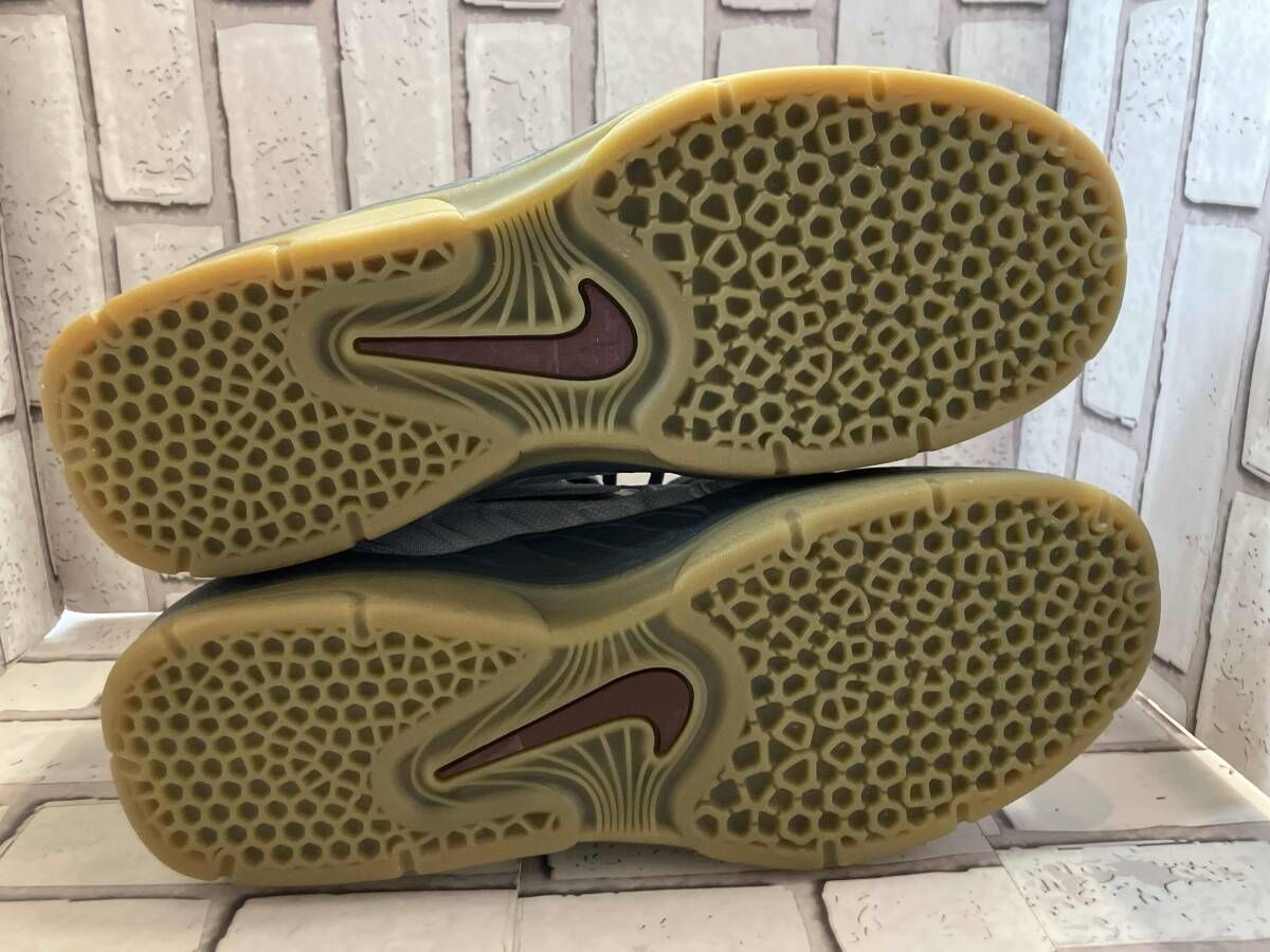 NIKE ナイキ スニーカー VERTEBRAE FD4691-004 サイズ27.0cm スポーツ
