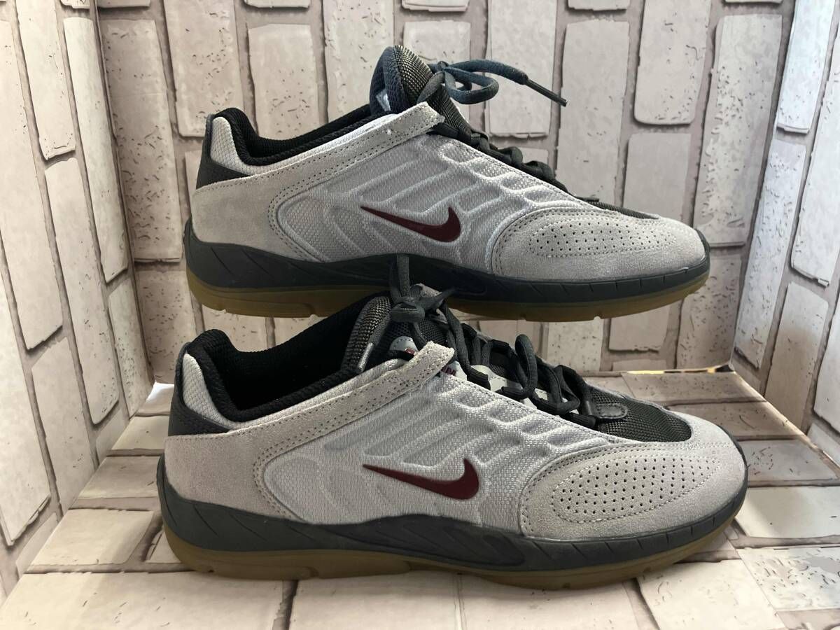 NIKE ナイキ スニーカー VERTEBRAE FD4691-004 サイズ27.0cm スポーツ
