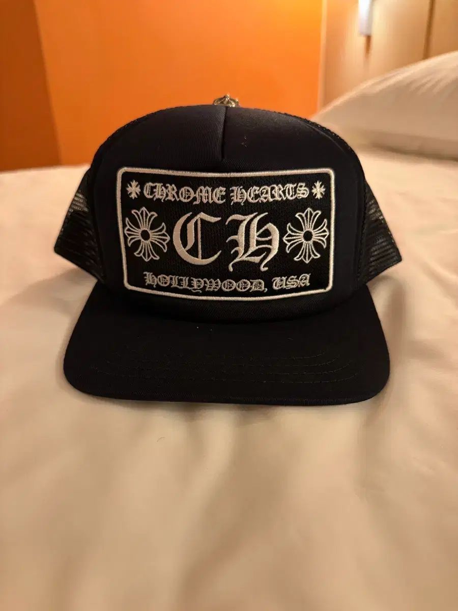 CHROME HAEATS クロムハーツ トラッカーキャップ ブラック