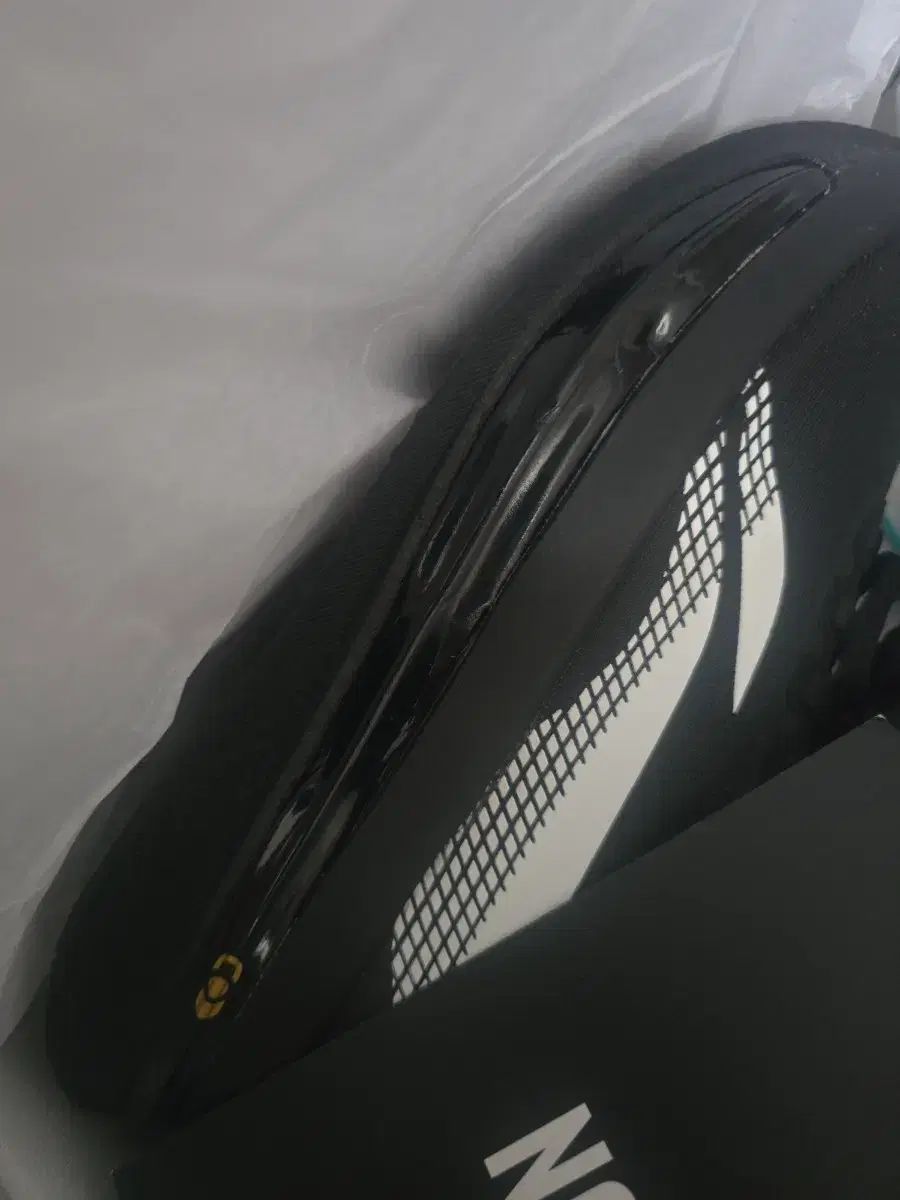 LI-NING 赤うさぎ ブラック 黒うさぎ POISON 正規品 新品 260