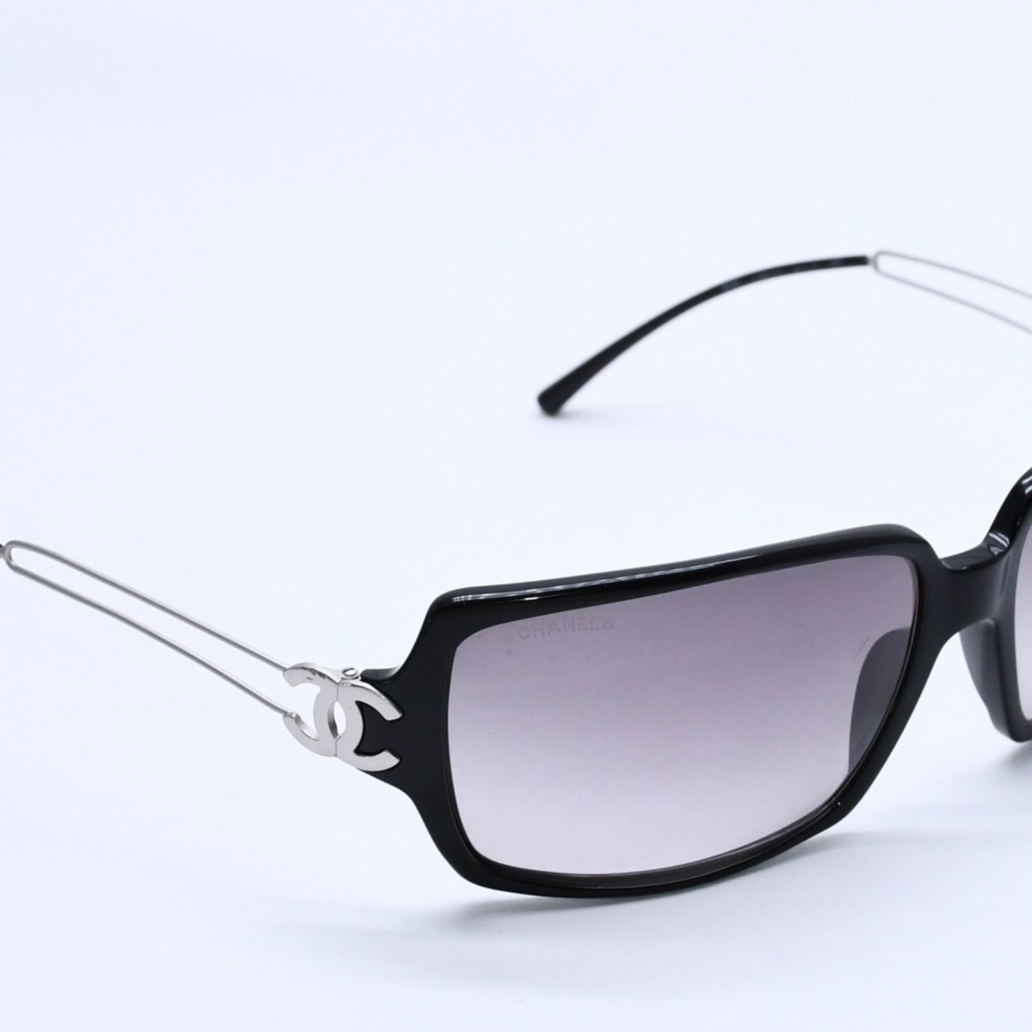 CHANEL シャネル サングラス アイウェア 5037 c.501/11 サイズ120 ココ CHANEL シャネル サングラス アイウェア 5037 c.501/11 サイズ120 ココ