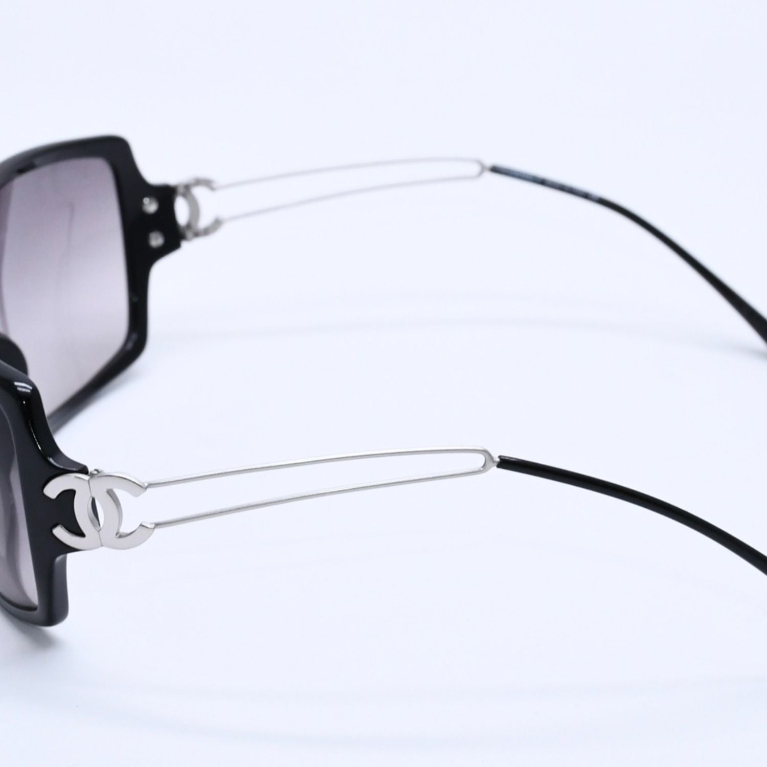CHANEL シャネル サングラス アイウェア 5037 c.501/11 サイズ120 ココ CHANEL シャネル サングラス アイウェア 5037 c.501/11 サイズ120 ココ