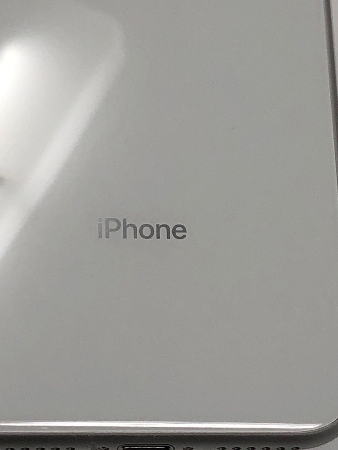 iPhone 8 64GB 中古 バッテリー79% KDDI系 SIMロック - メルカリ
