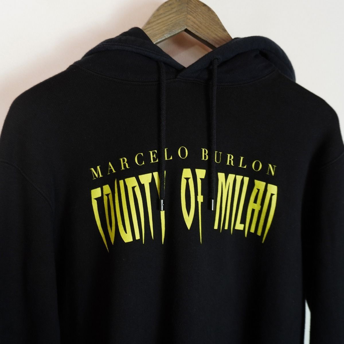 MARCELO BURLON マルセロバーロン COUNTY OF MILAN Sleepwalker Hoodie