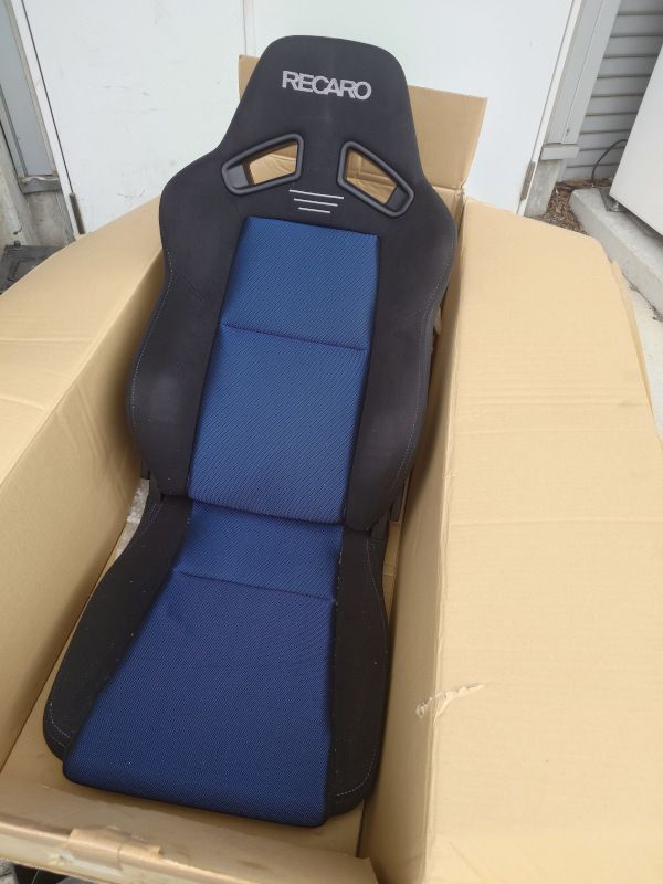 RECARO セミバケットシート SR-7F GK100 BK/BL 廃盤品