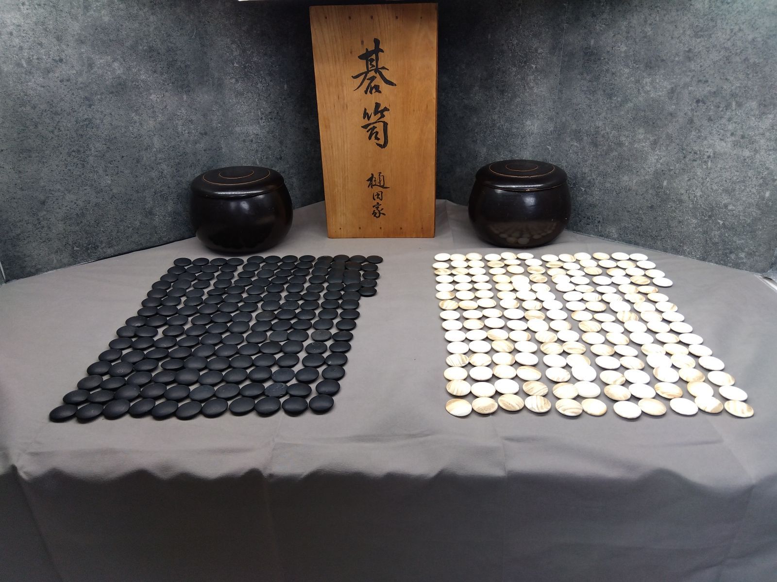 囲碁 碁石セット 碁笥 木箱付 大正14年 アンティーク品 #1346