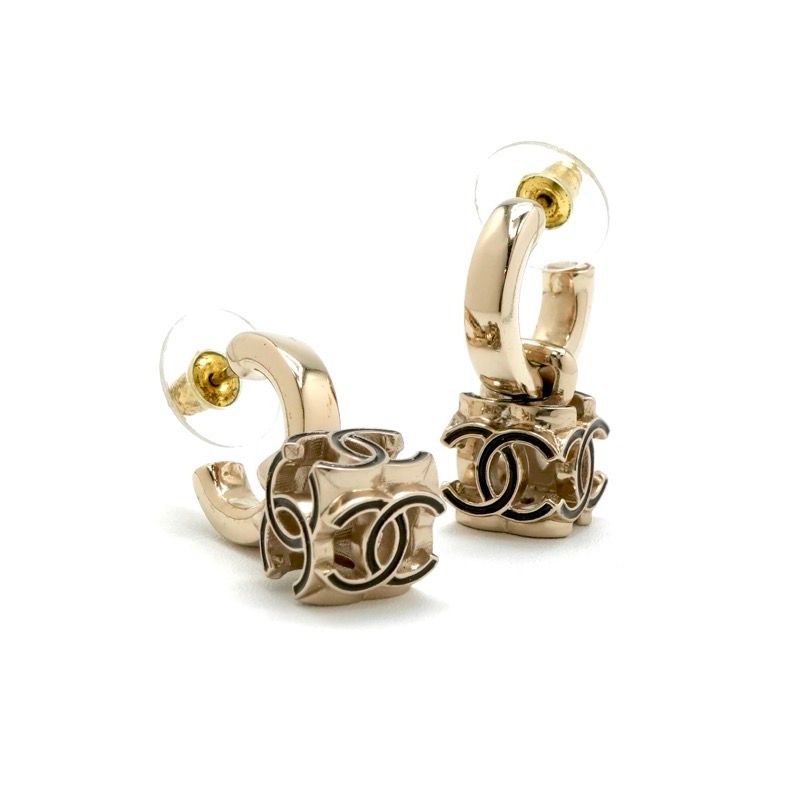 シャネル CHANEL ピアス イヤリング ゴールド ブラック ココマーク 