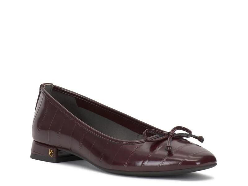 ヴィンスカムート レディース シューズ パンプス Vince CamutoJenla Flat Dark Pomegrante