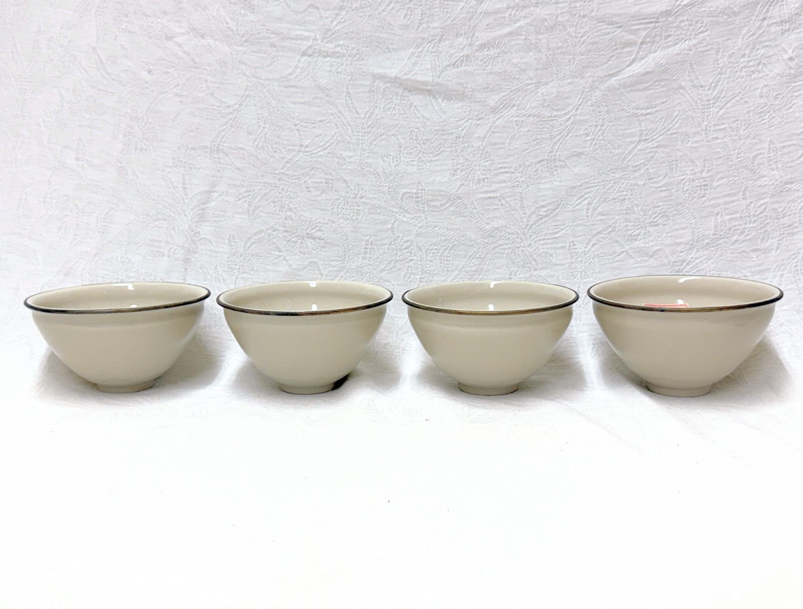 D154 天目茶碗 数茶碗 4客セット 白 西尾香舟作 金覆輪付 未使用 抹茶碗 茶道具 茶器 京焼 長期保管品