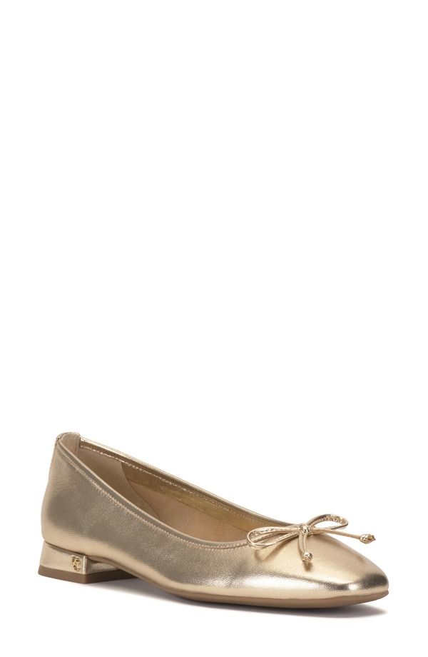 ヴィンスカムート レディース シューズ パンプス Vince Camuto Jenlea Ballet Flat Egyptian Gold ゴールド