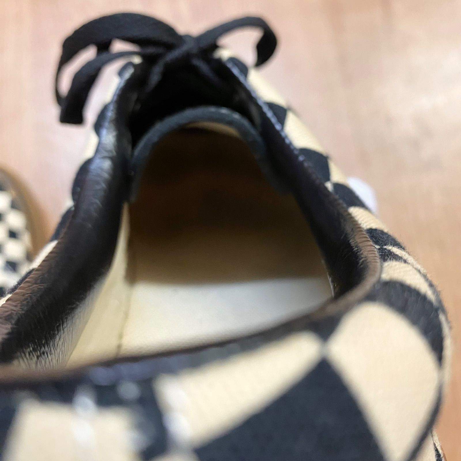 極美品》VANS バンズ エラチェッカーボードスニーカー ガムソール 