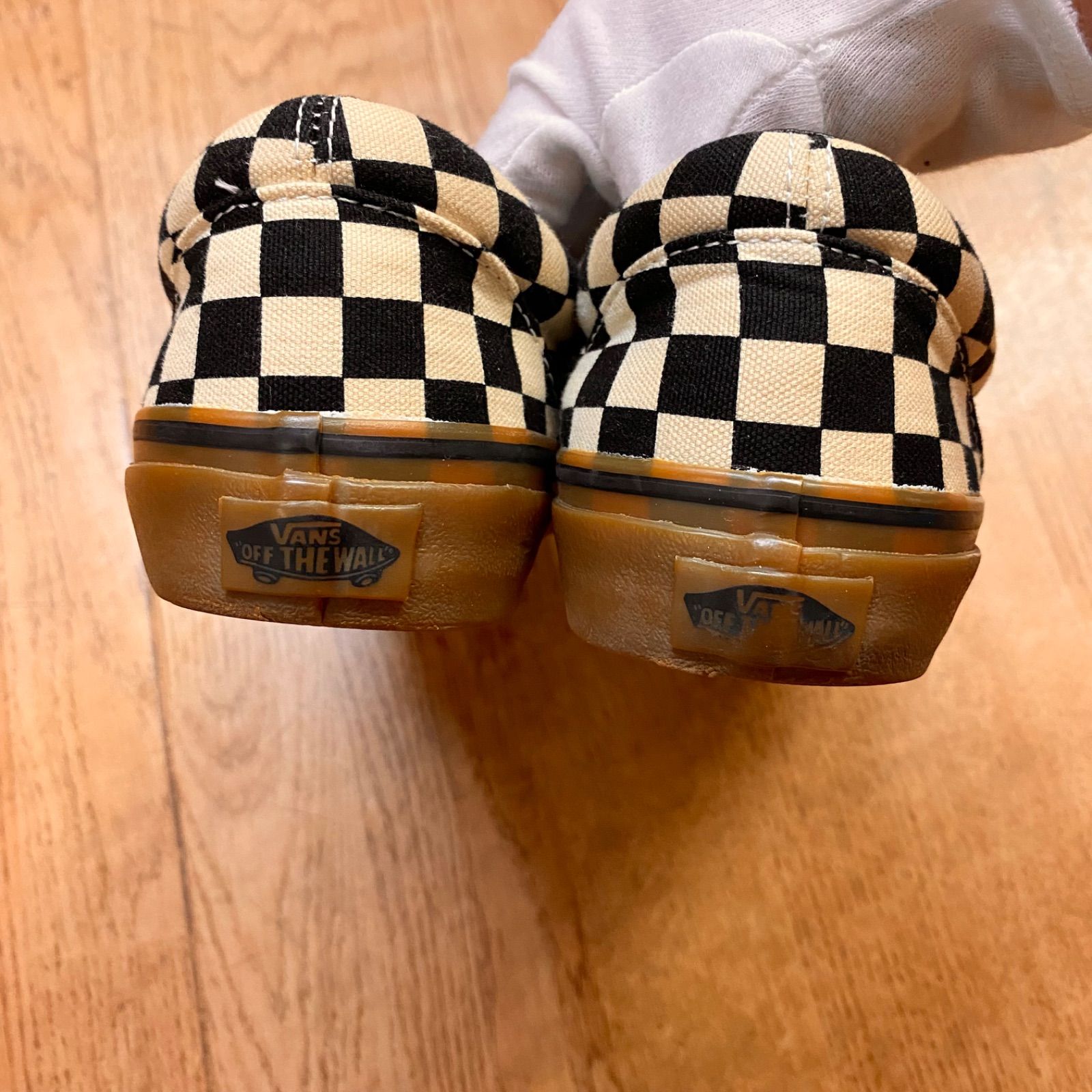 極美品》VANS バンズ エラチェッカーボードスニーカー ガムソール 