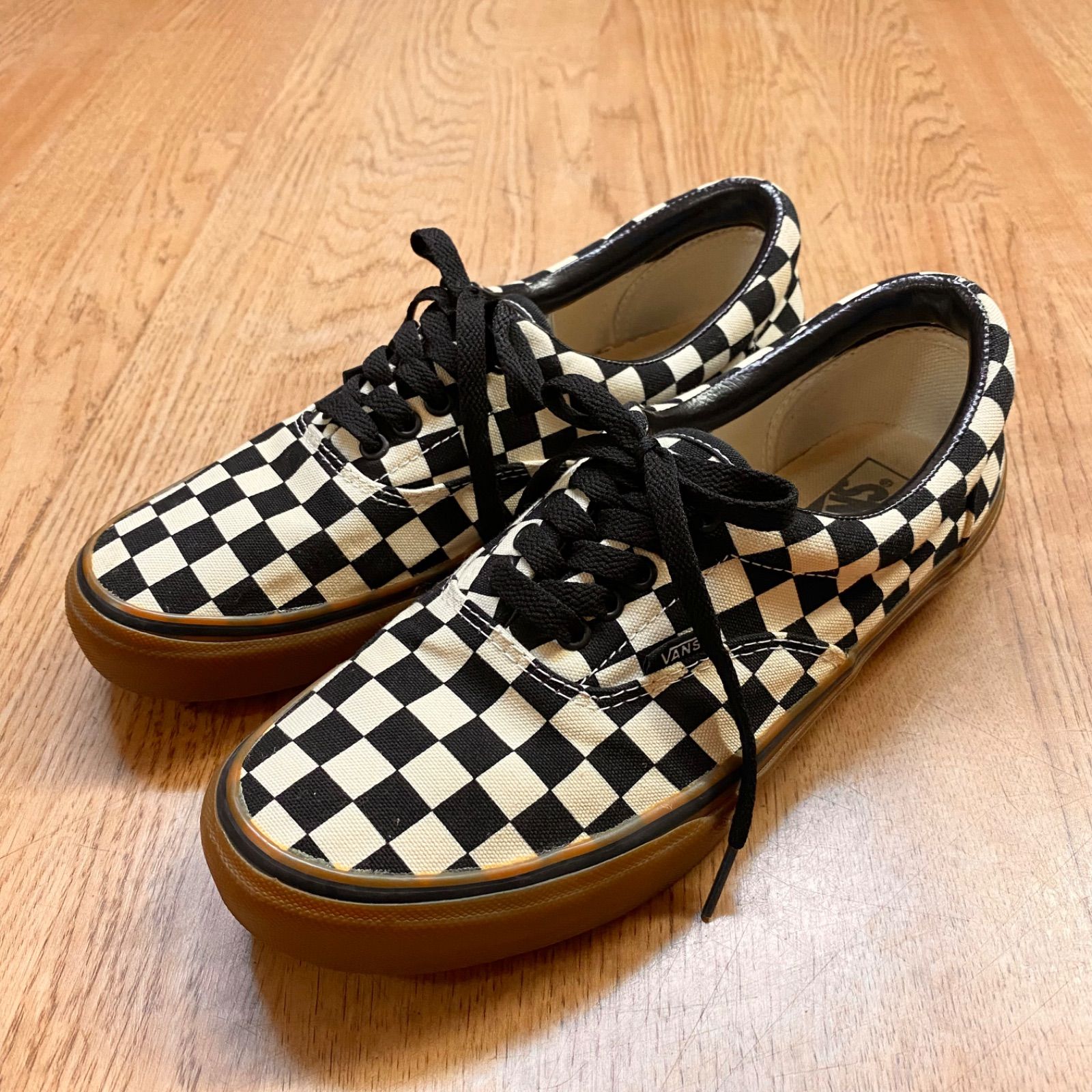極美品》VANS バンズ エラチェッカーボードスニーカー ガムソール 