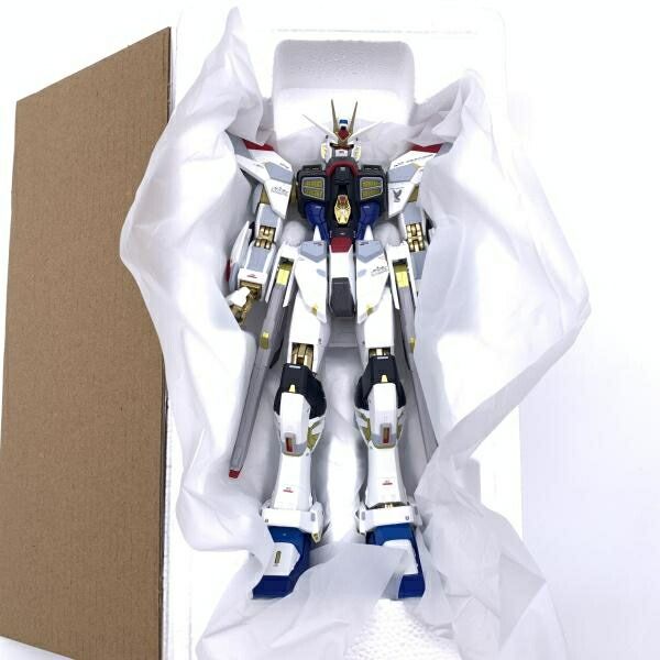 中古】バンダイ 超合金 マイティーストライクフリーダムガンダム 機動