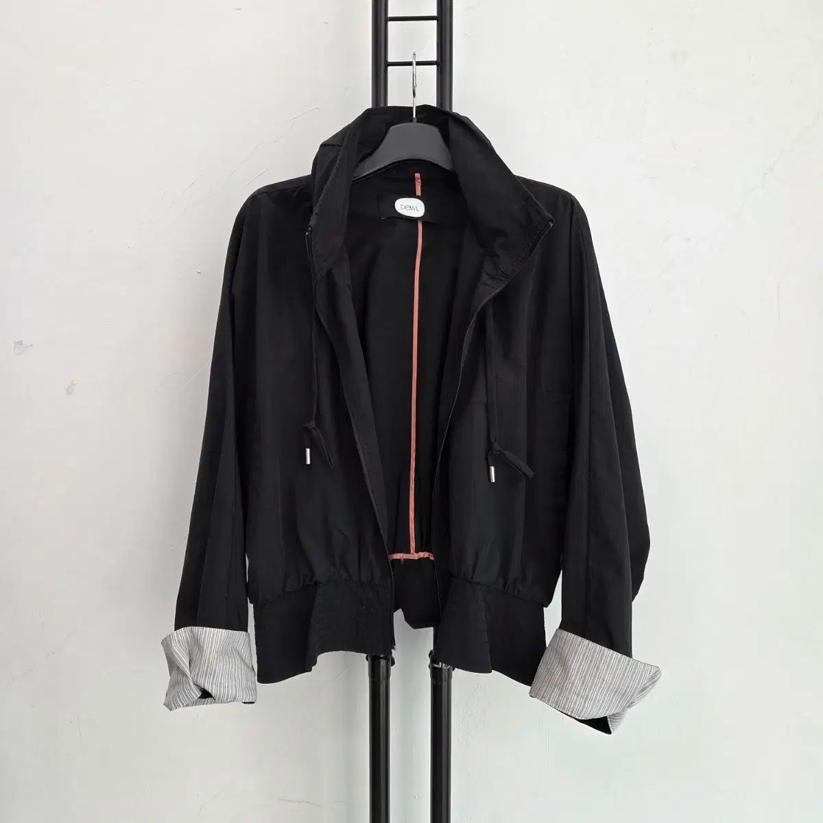 正規品 DEWL ウィンドブレーカー アウター