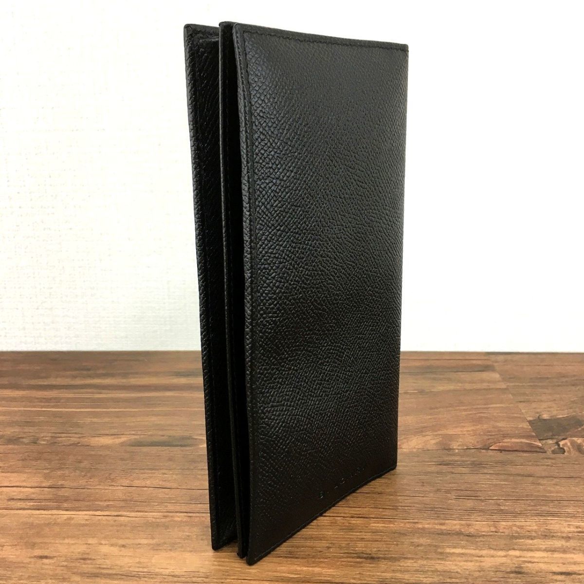 極美品 BVLGARI 二つ折り札入れ ブラック レザー 箱付き 212 - メルカリ