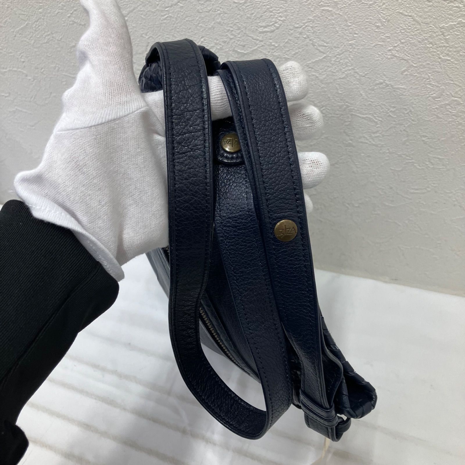 4932 【美品】 IBIZA イビサ イビザ ショルダーバッグ ネイビー 紺