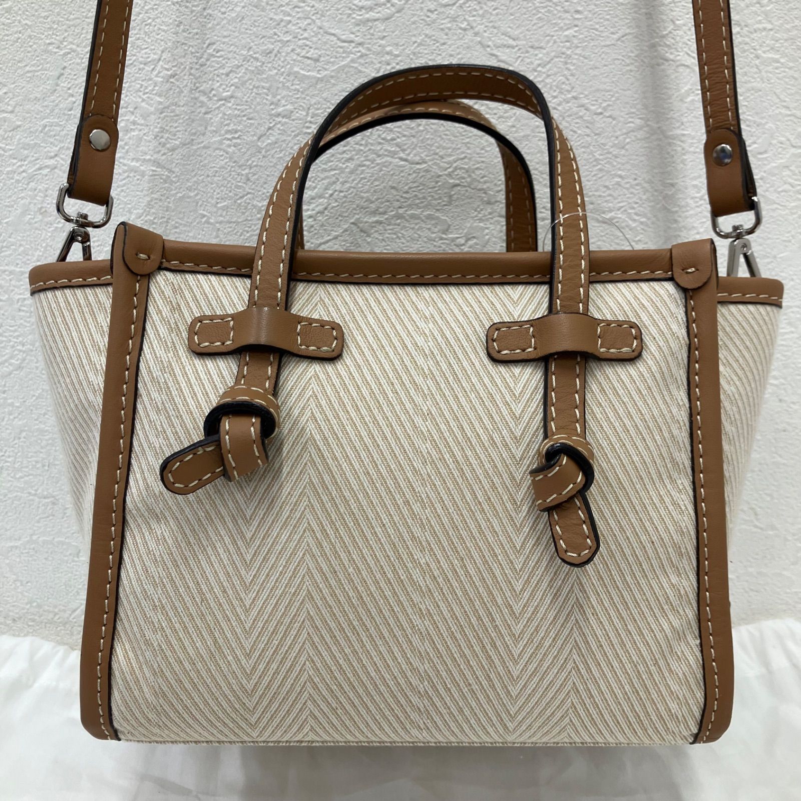 Y4950 【美品】 GIANNI CHIARINI ジャンニキャリーニ ジャンニキアリー 