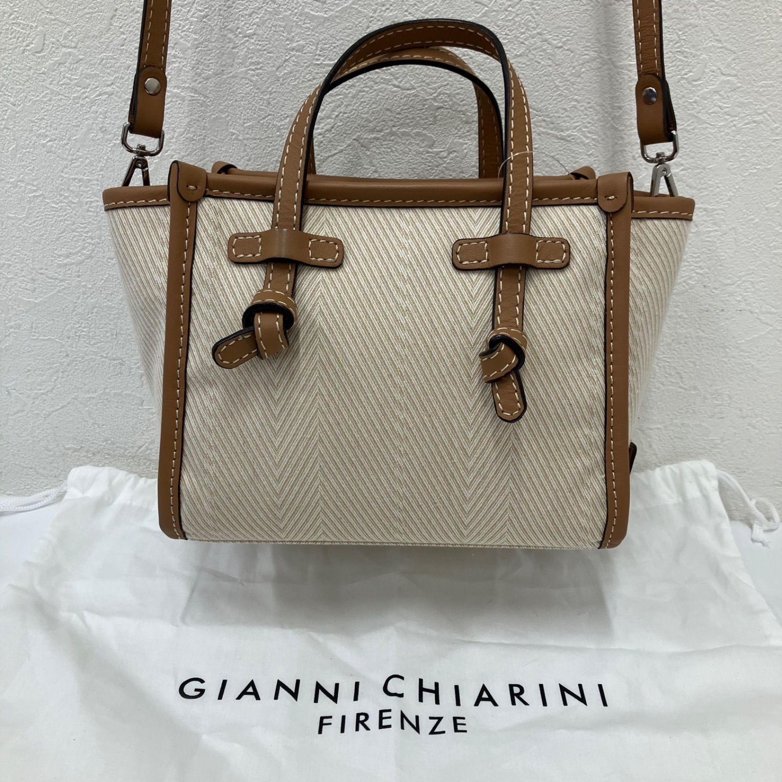 Y4950 【美品】 GIANNI CHIARINI ジャンニキャリーニ ジャンニキアリー