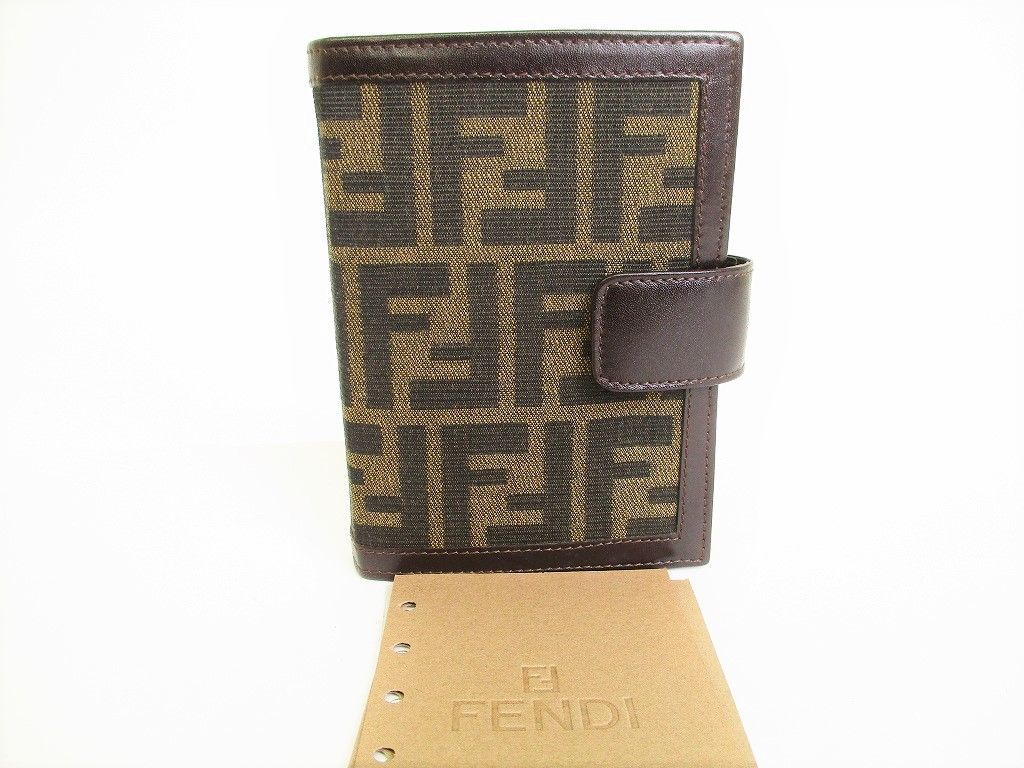【新品同様】 フェンディ FENDI ズッカ 手帳カバー システム手帳 アジェンダPM メンズ レディース