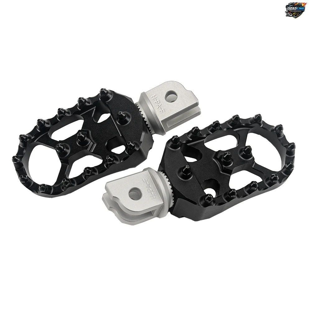ハーレー ソフテイル ストリートボブ FXBB ローライダー ST FXLRST ブレイクアウト 114 FXBRS 用モーターサイクル フットレスト ペダル フ