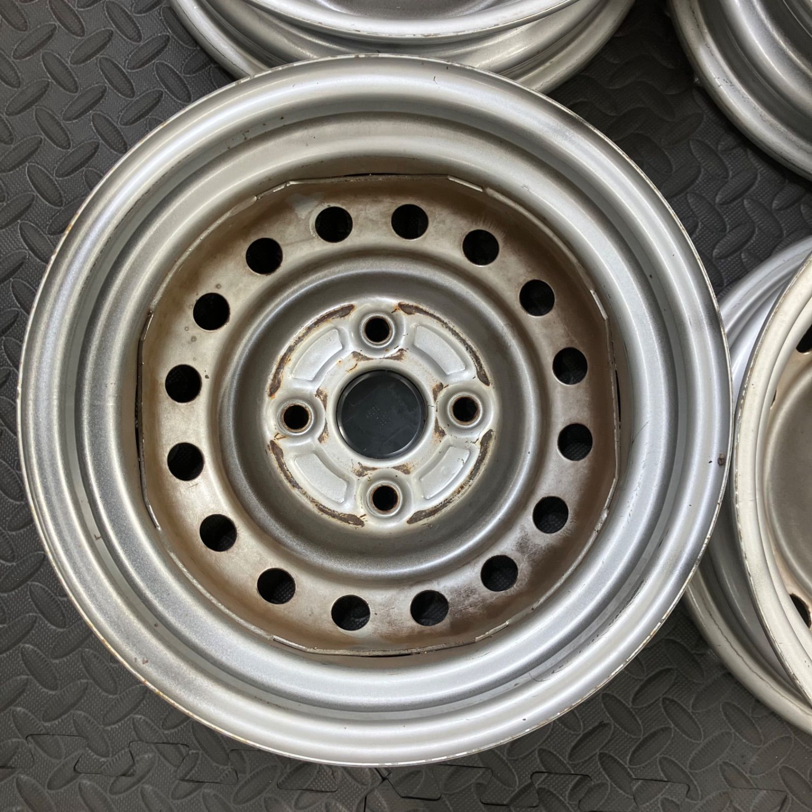 スズキ純正スチールホイール 12×4J+45 PCD100/4H キャリィ エブリイ 鉄