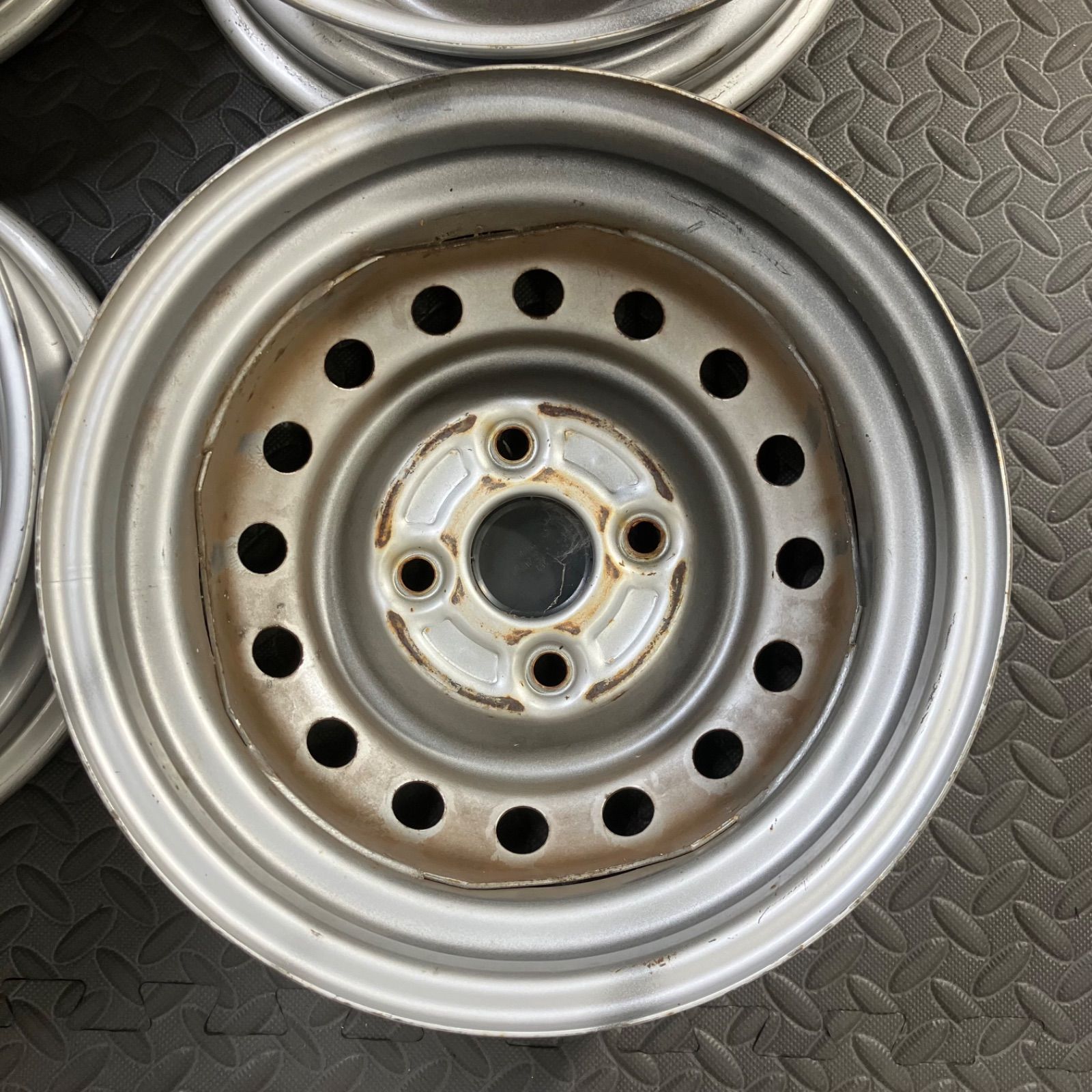スズキ純正スチールホイール 12×4J+45 PCD100/4H キャリィ エブリイ 鉄