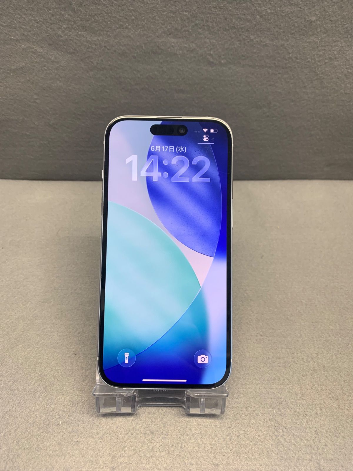 美品 国内版 SIMフリー iPhone15 128GB ブルー色