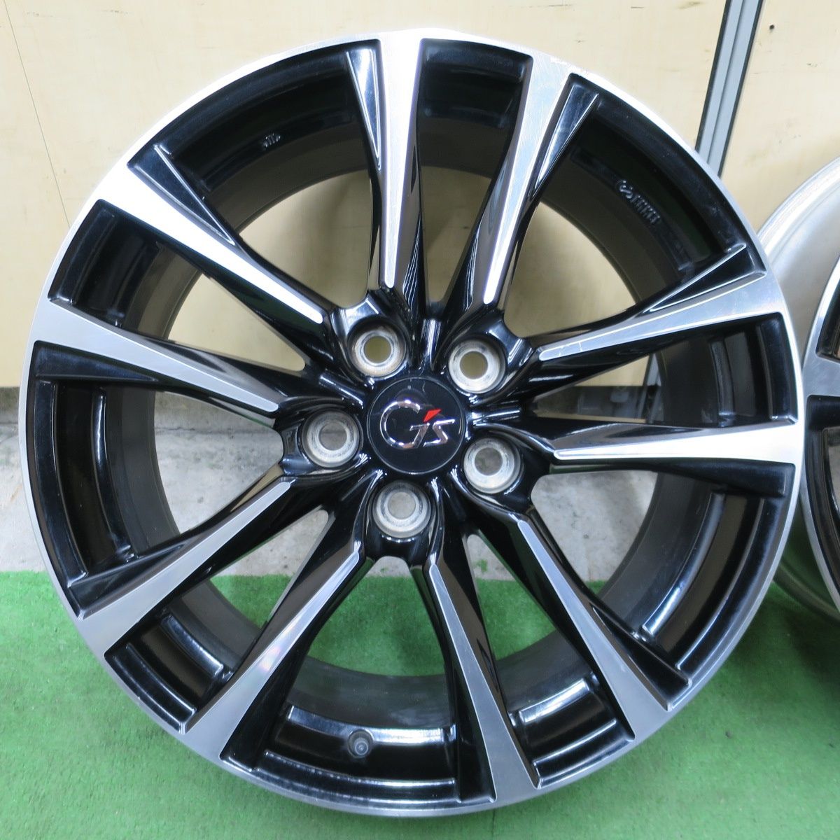 G’s プリウスα ENKEI 18インチ タイヤホイールセット トヨタ プリウスα G's純正 エンケイ製 18インチタイヤ・ホイール