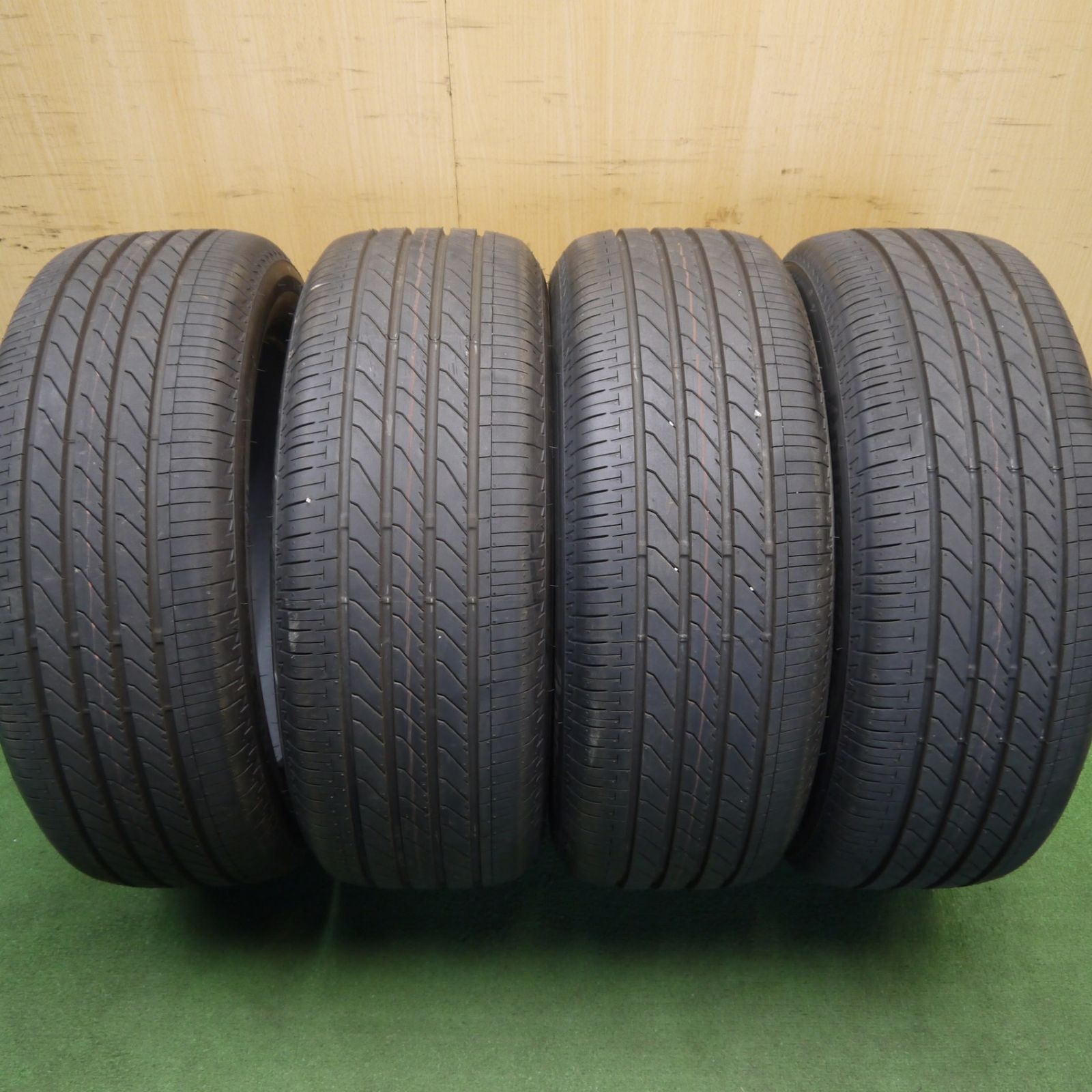 新車外し！25年★215/55R17 ブリヂストン トランザ T005A タイヤ 17インチ WR-V クラウン カムリ ヴェゼル レクサス ES 等★6060502Hノタ