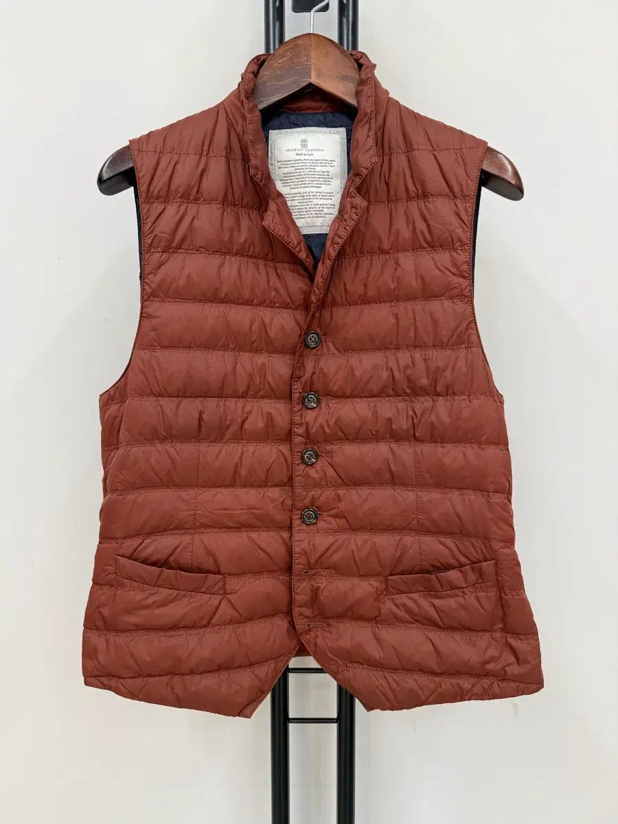 BRUNELLO CUCINELLI(ブルネロクチネリ) グースダウン 軽量ダウンベスト