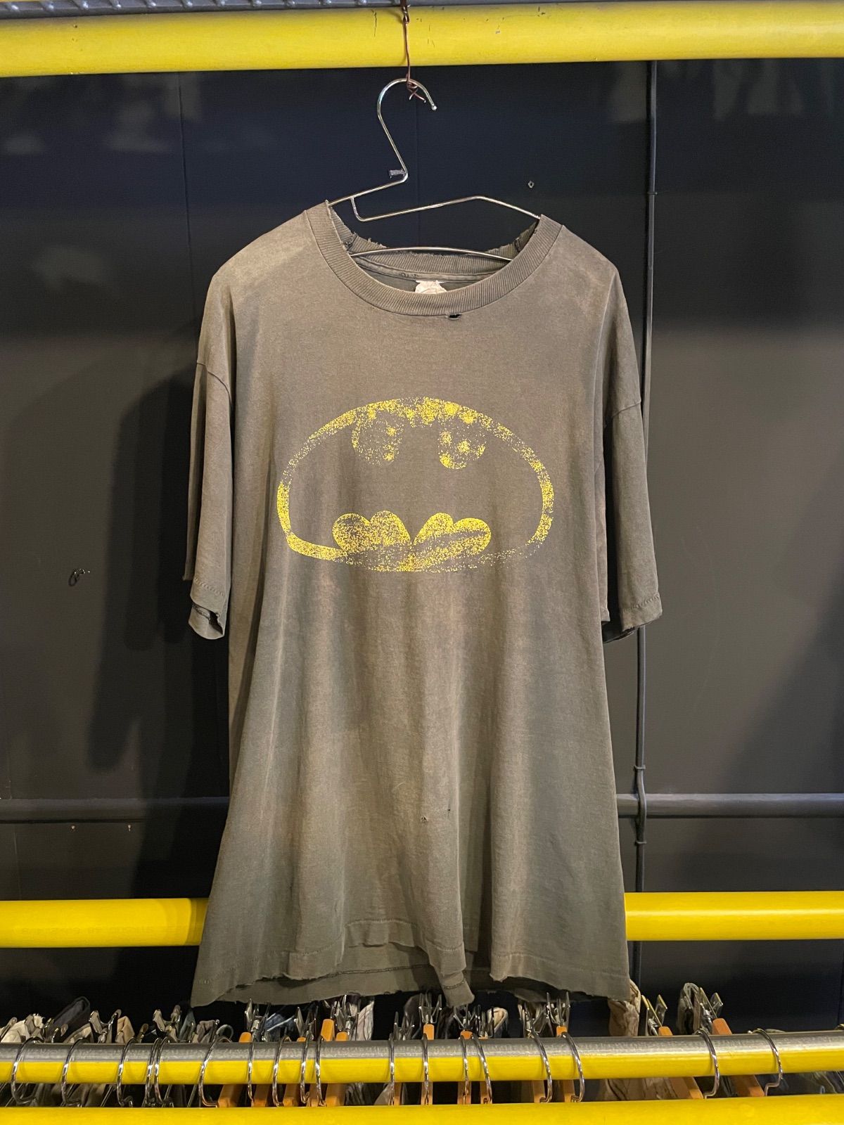 90s Batman バットマン Tシャツ ヴィンテージ ロゴ フェード ダメージ チャコール XL 古着