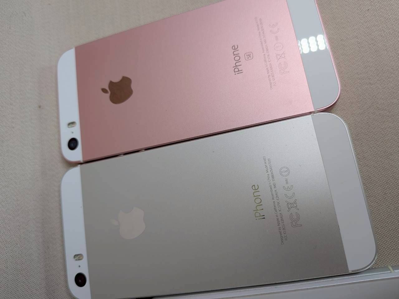 ジャンク iPhone SE/5s/5 AQUOS 4台 部品取り - メルカリ