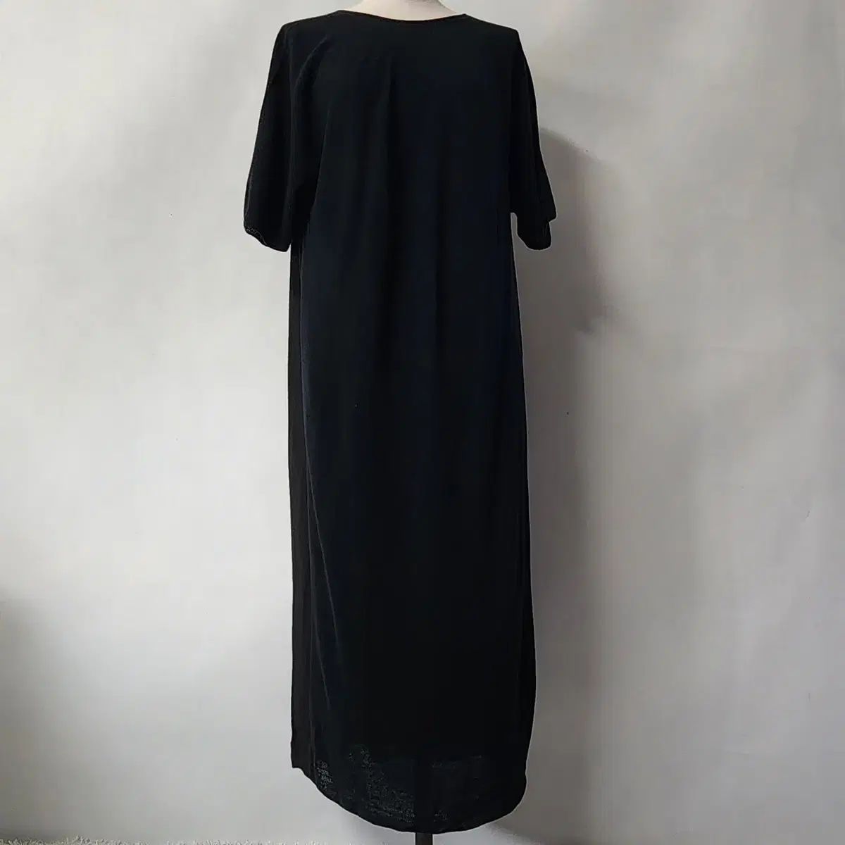 The HANDSOME 正規品 LATT ウール ブレンド ニット ロング ONE PIECE ブラック 90 12,302円