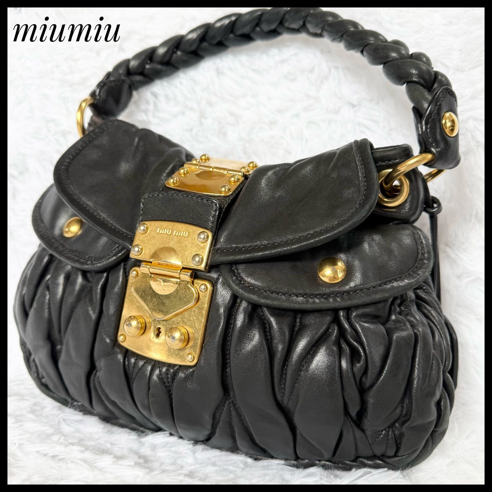 MIUMIU ミュウミュウ マテラッセ レザー ハンドバッグ 黒　ブラック　ワンハンドル　バッグ　鞄　金金具　レディース　女性