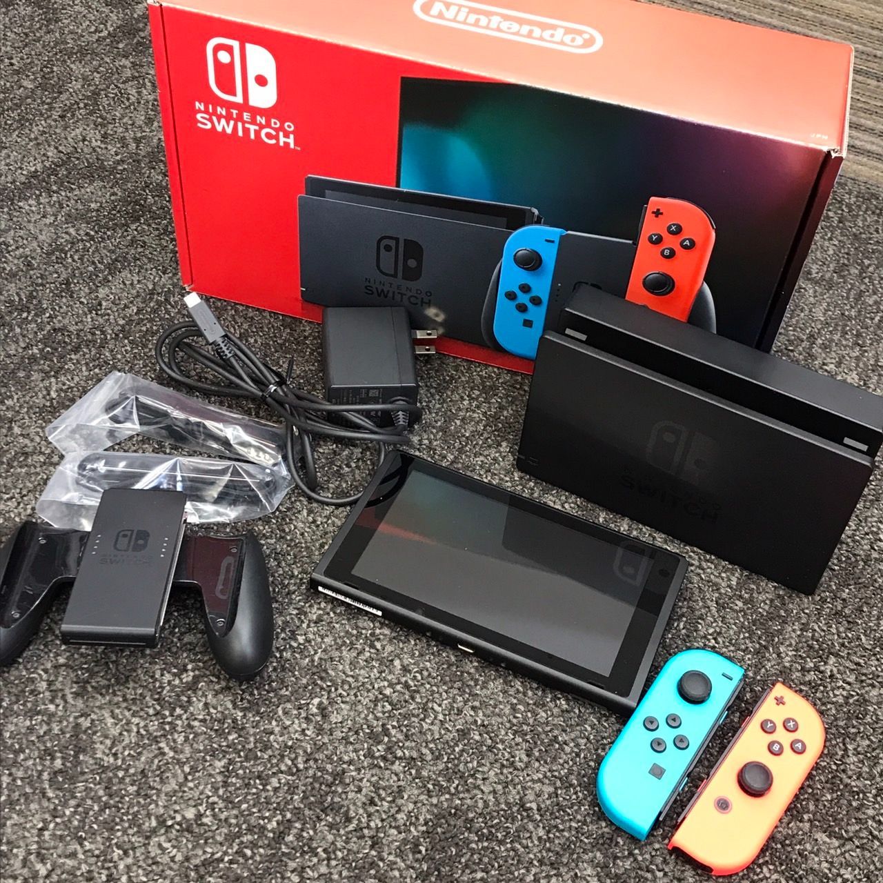 Nintendo 任天堂 SWITCH スイッチ 本体 ジョイコン ネオンブルー