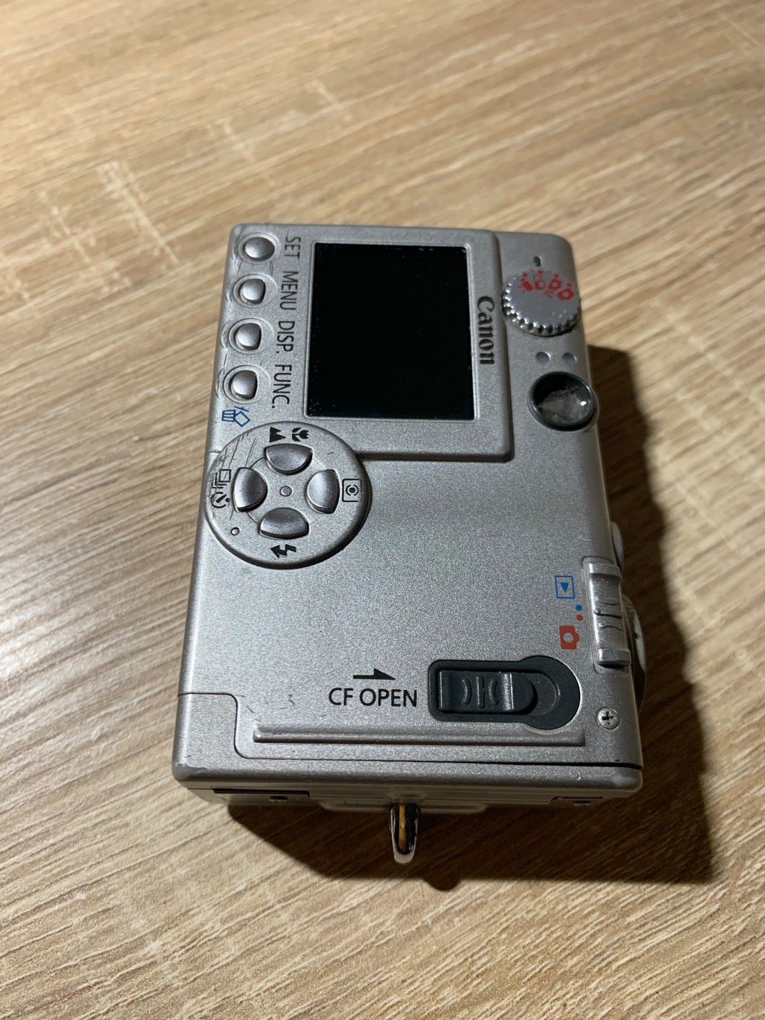 1699 Canon IXY DIGITAL 400 シルバー ジャンク品 デジカメ【コ