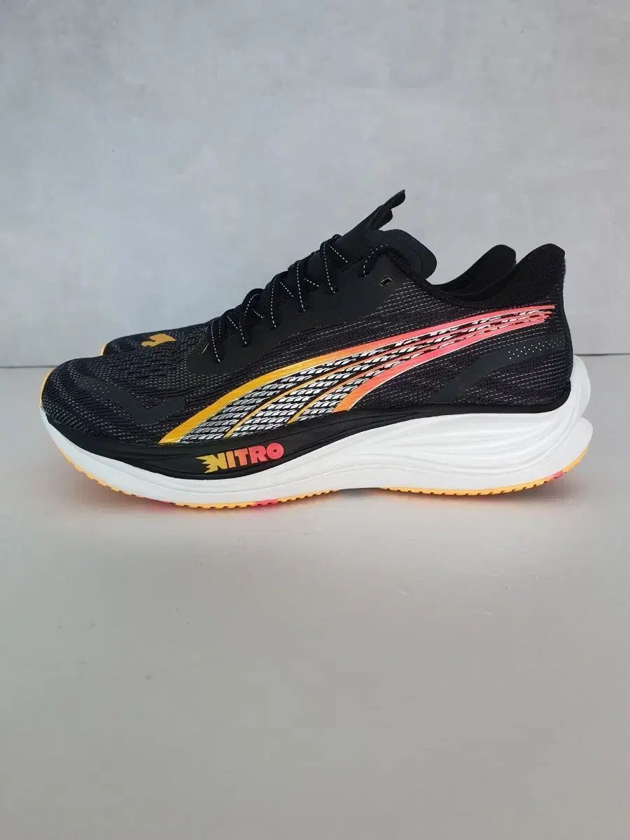プーマ PUMA ベロシティ ニトロ 3 ブラック シルバー サン ストリーム (265)
