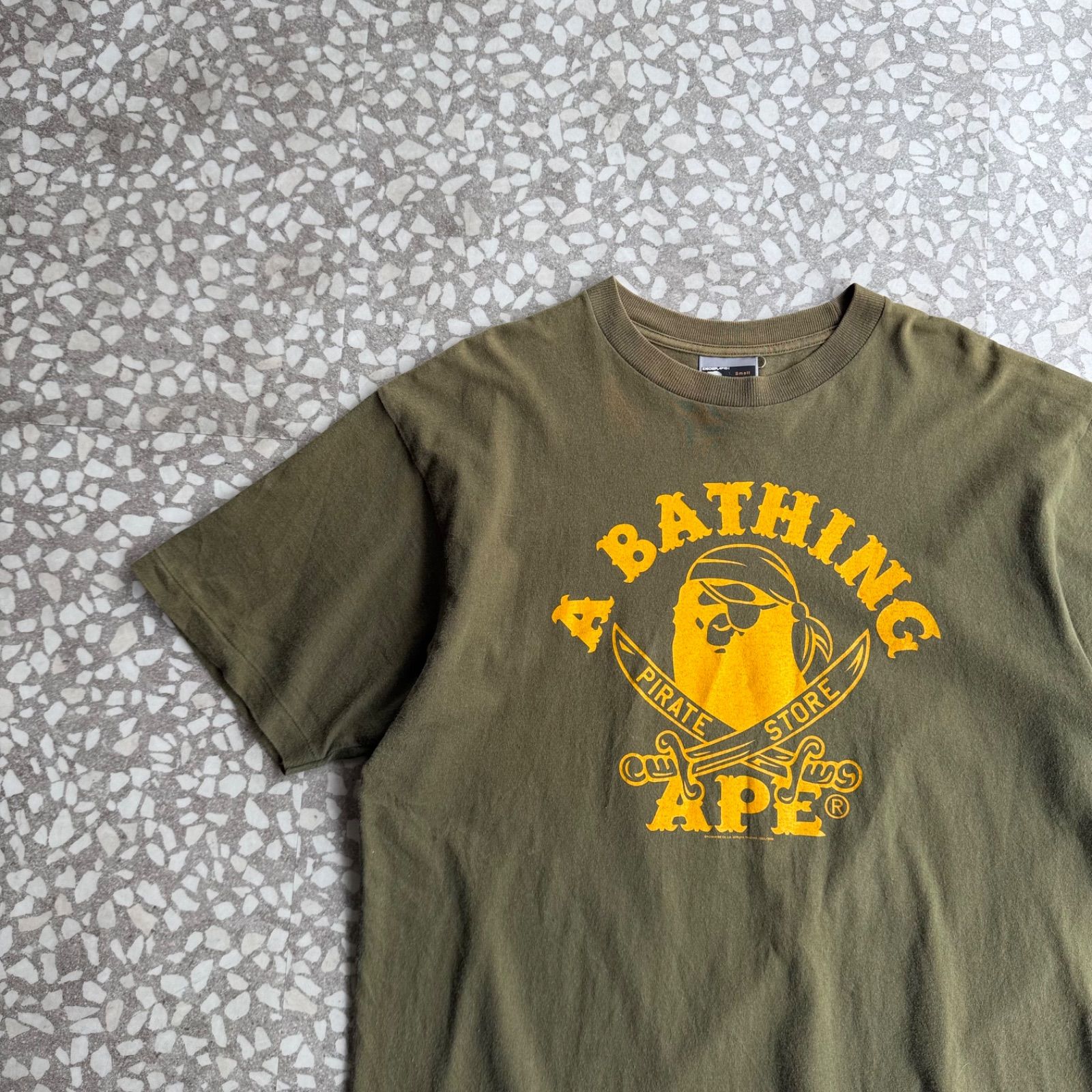 [ Archive アーカイブ Y2K ] A Bathing Ape / 90’-00’s pirates T-shirt エイプ　パイレーツ　フェード　ゲームタグ　オールド　NIGO 半袖Tシャツ　ストリート 当時もの 裏原　デザイナーズ