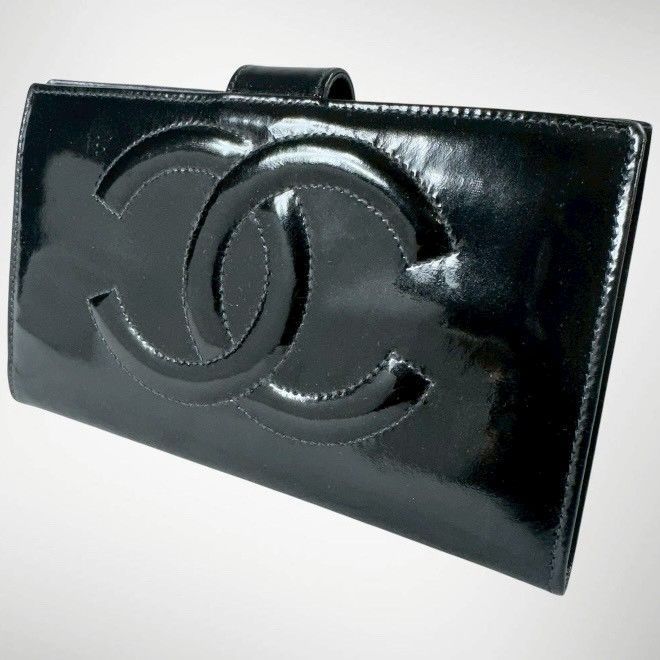 【美品】CHANEL シャネル ココマーク パテント がま口 二つ折り 長財布 ブラック