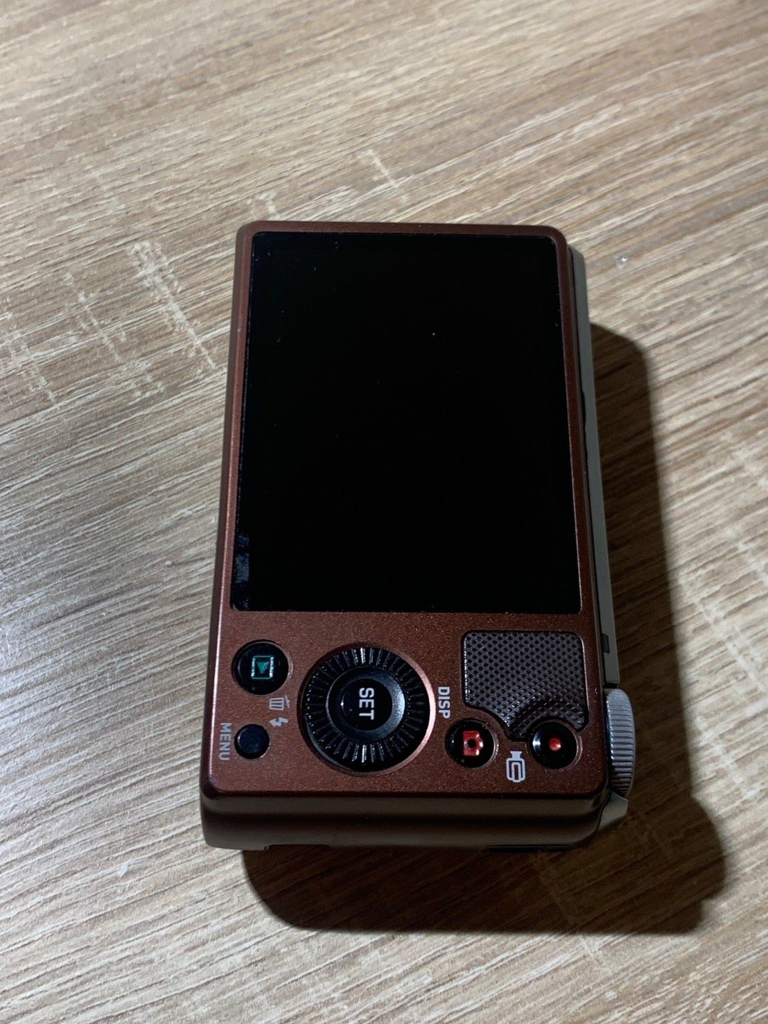1700 Casio EXILIM EX-ZR700 ブラウン 動作確認済み やや訳アリ【コ