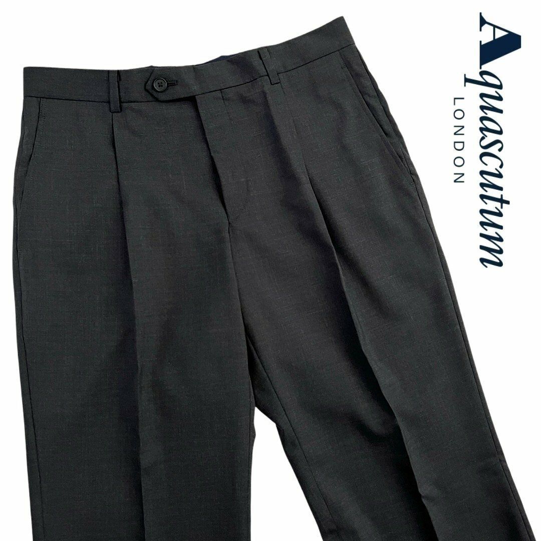 新品 Aquascutum アクアスキュータム スラックス ウエスト82cm 定価44,000円 ダークグレー 春夏 毛100％ ウール 日本製 ワンタック メンズ ビジネスパンツ ドレスパンツ 裾未処理