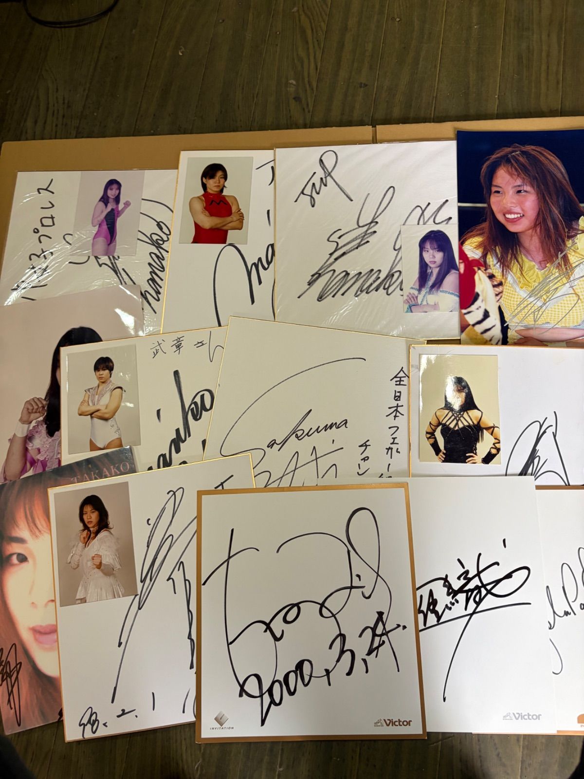 女子プロレス　サイン　うちわセット