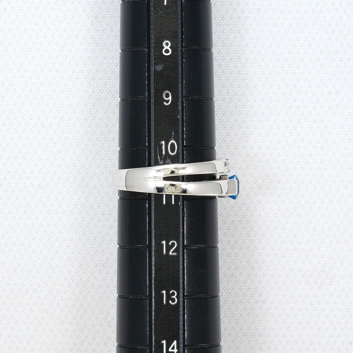 K14WG リング・指輪 10.5号 ブルートパーズ ダイヤモンド 総重量約3.3g