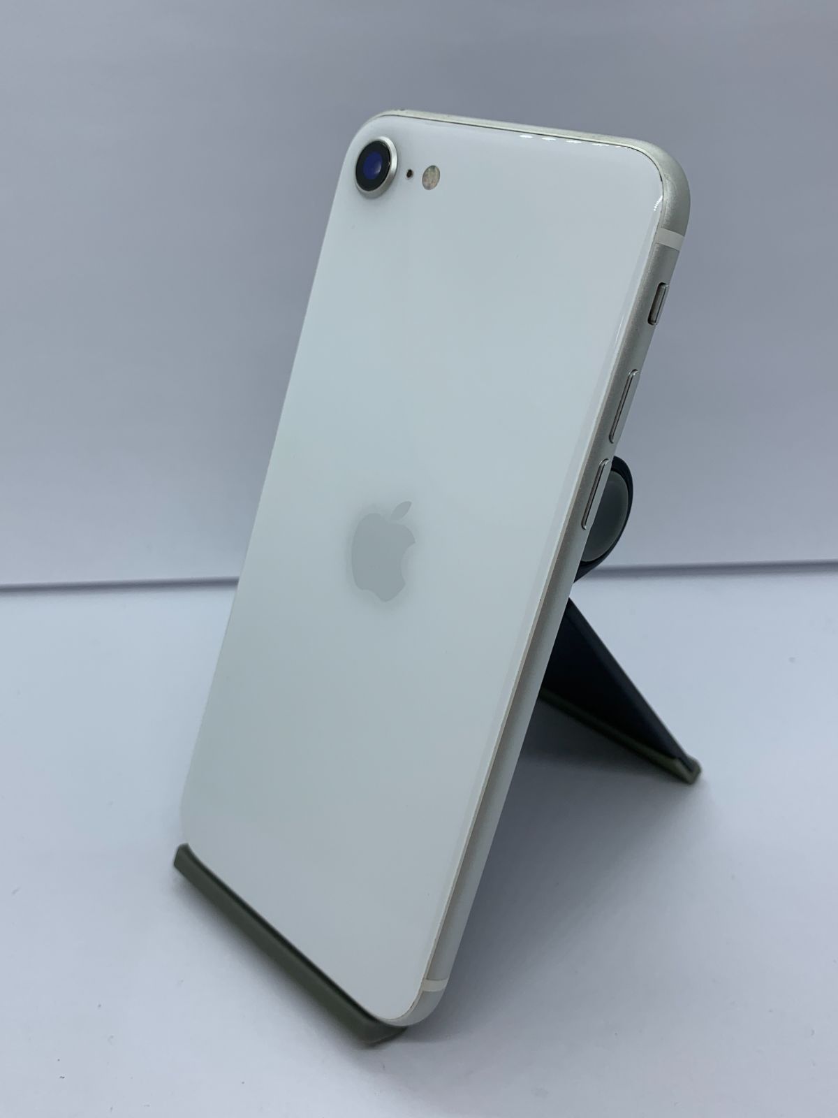 中古・バッテリー劣化・フレームキズ有】iPhone SE 2020 64GB ホワイト