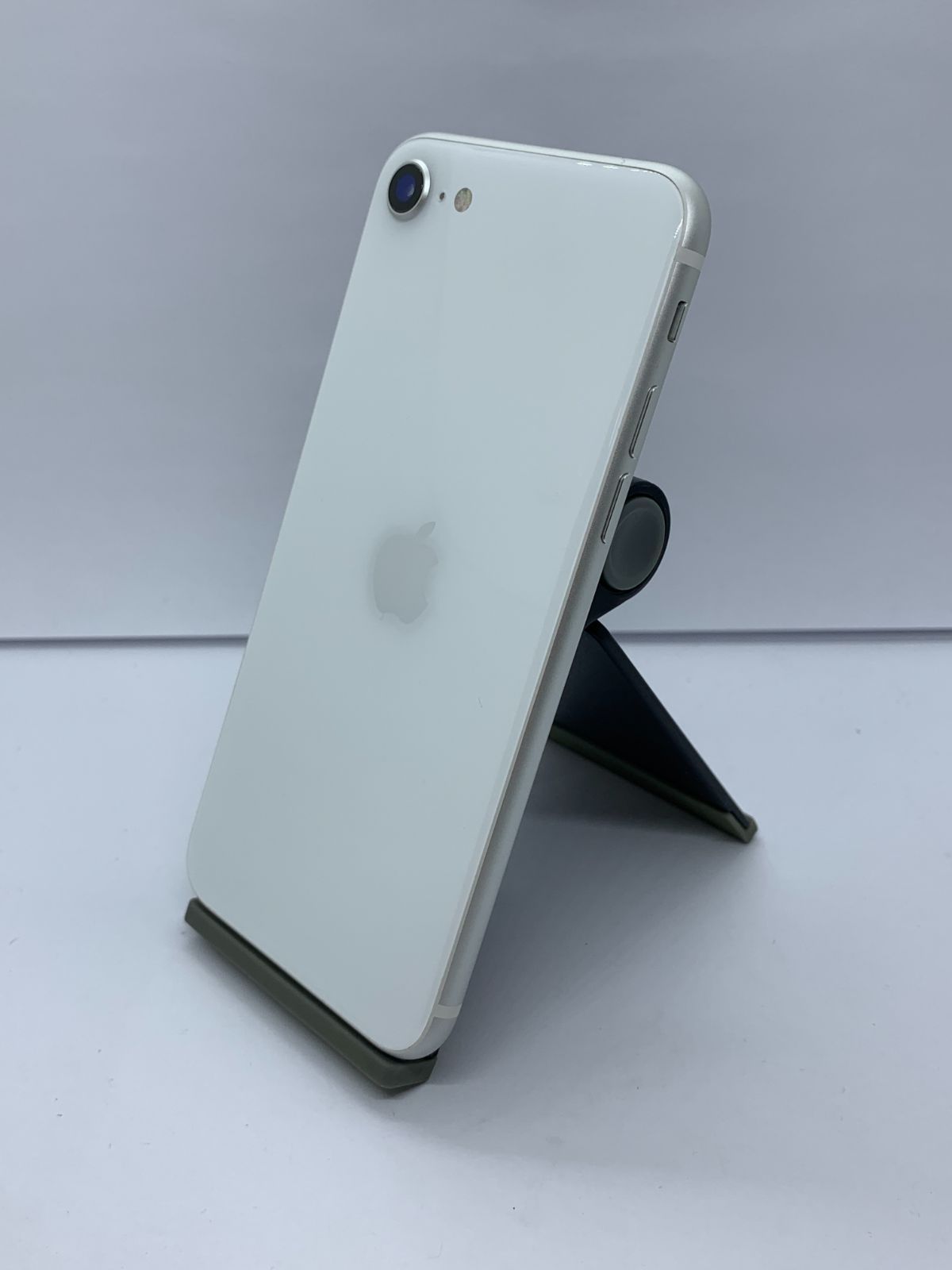 【中古・バッテリー劣化】iPhone SE 2020 64GB ホワイト SIMロック解除済