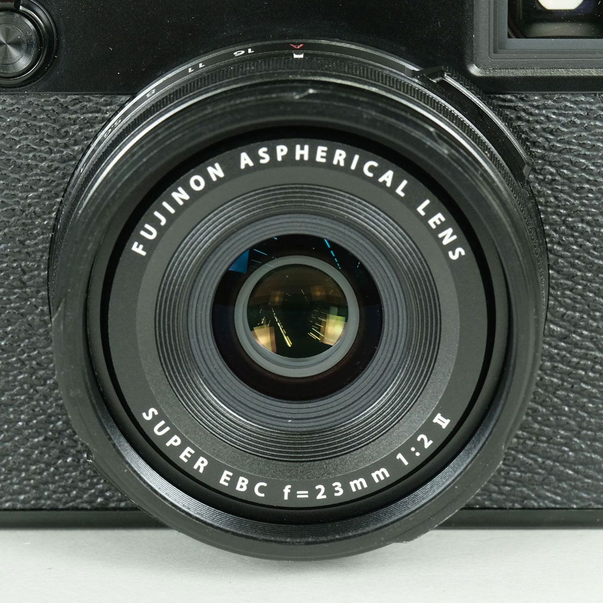 並品 | シャッター数11,900回] FUJIFILM X100V ブラック | コンパクト