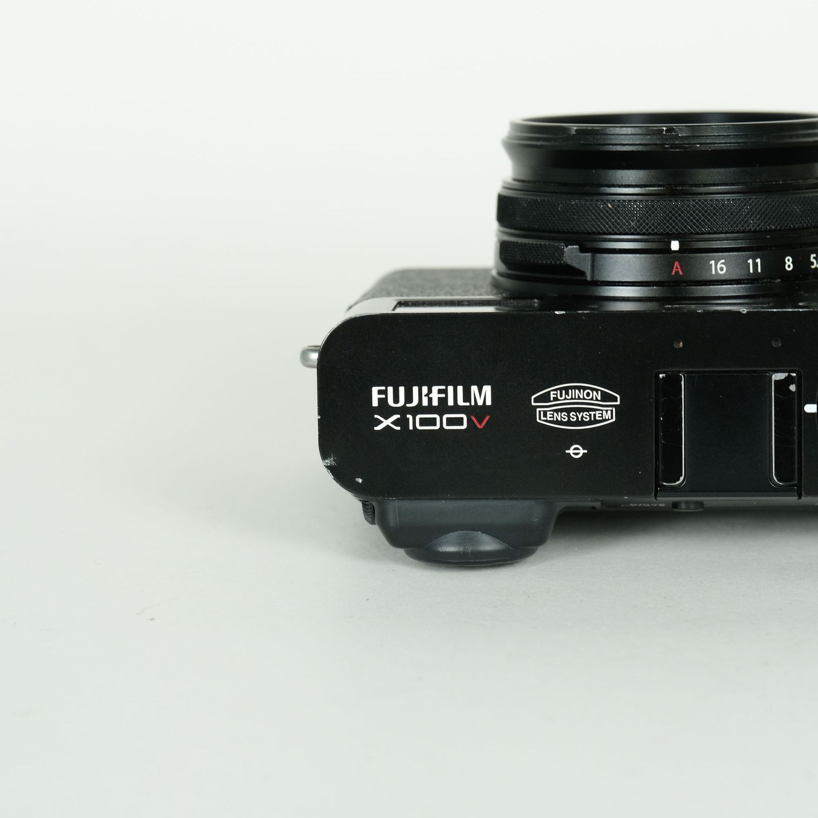 並品 | シャッター数11,900回] FUJIFILM X100V ブラック | コンパクト