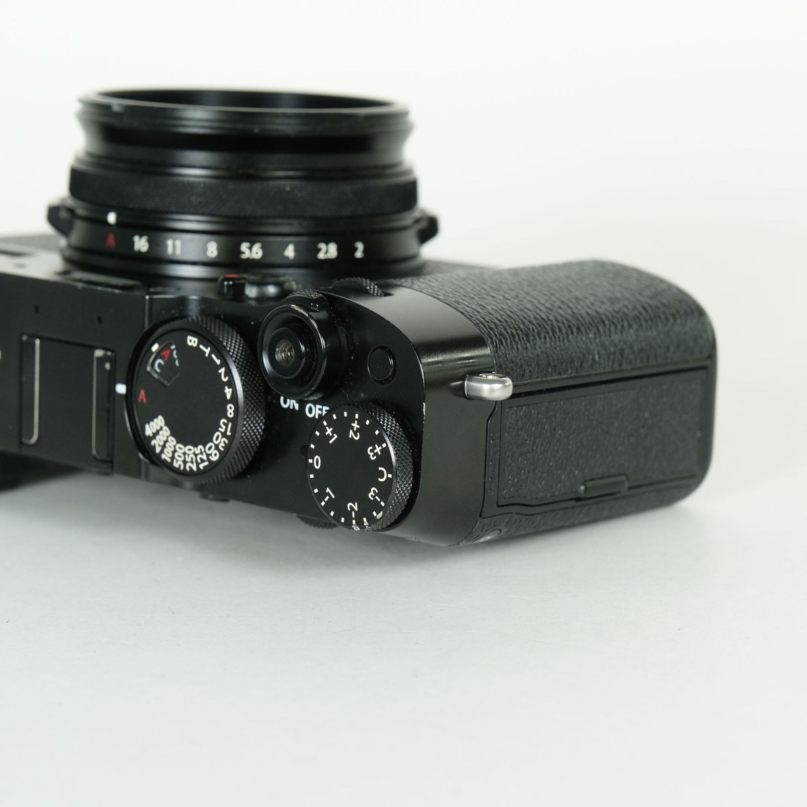 並品 | シャッター数11,900回] FUJIFILM X100V ブラック | コンパクト